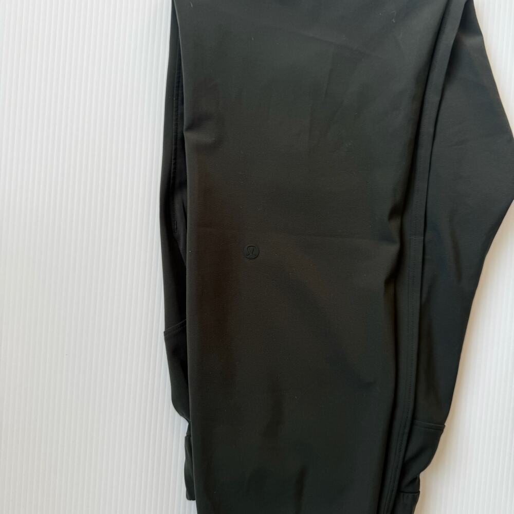 Lululemon On The Fly Pant Women's 6 Green 7/8 Jogger Gorpcore Travel Athleisure - Picture 5 of 16